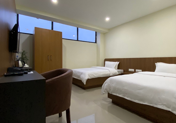 Double Deluxe Twin Room